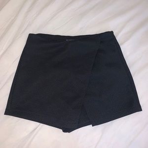 Black Brandy Melville Skort